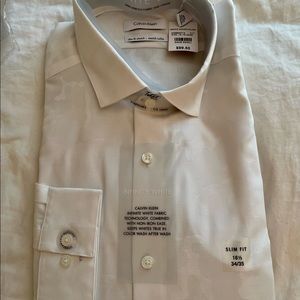 Calvin Klein Dress Shirt Color White 16 1/2 34-35 Long Sleeve Slim Fit